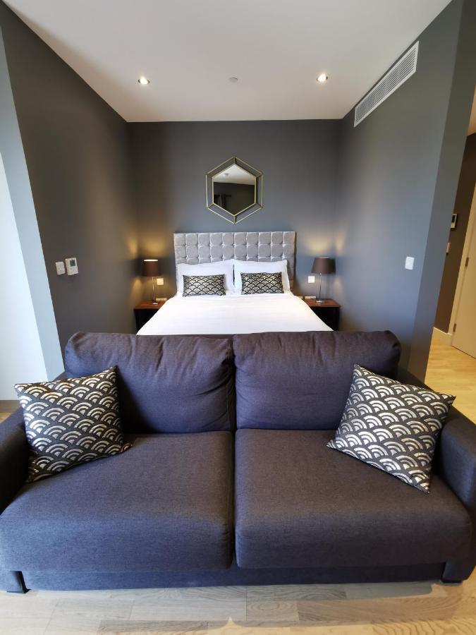 Kings Wharf Quay29 - Large Studio Apartment With 3 Pools - Gym - Rock Views - Holiday And Short Let Apartments In ยิบรอลตาร์ ภายนอก รูปภาพ